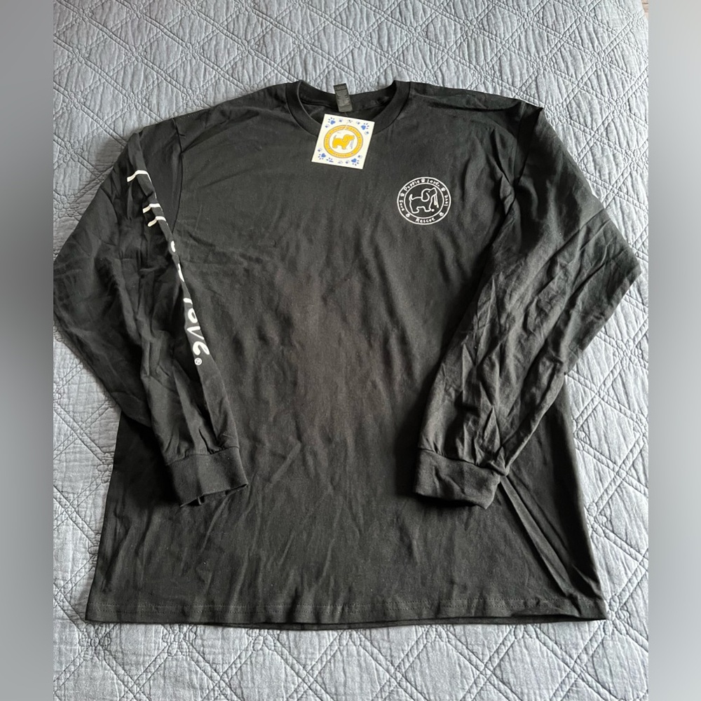 NWT Puppie Love Black Long Sleeve Tshirt. Unisex Large.